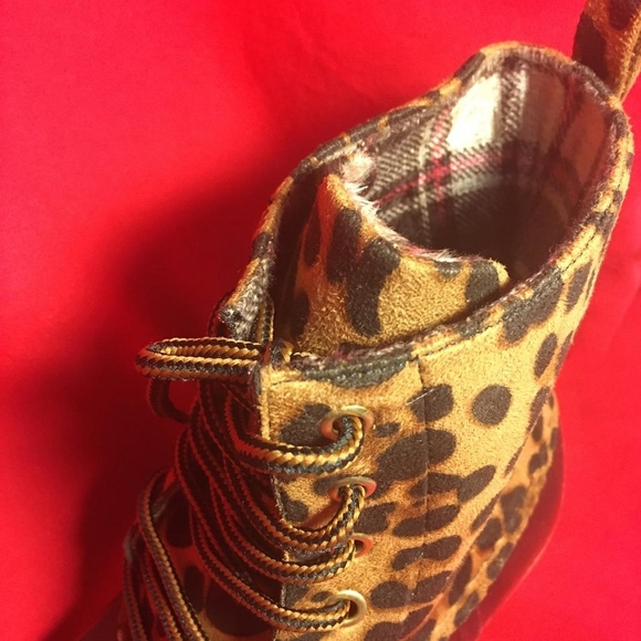 Animal Print Fall Boots 🎉HOST PICK🎉 - Picture 7 of 11